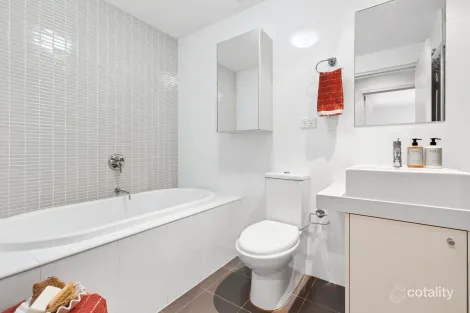 Property photo of 13/24 Waratah Street Mona Vale NSW 2103
