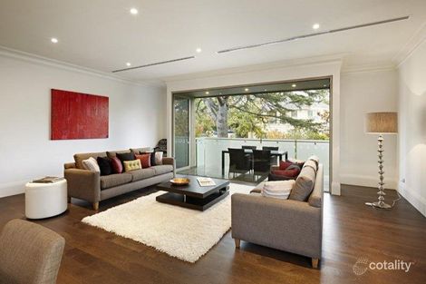 Property photo of 4/58A Heyington Place Toorak VIC 3142