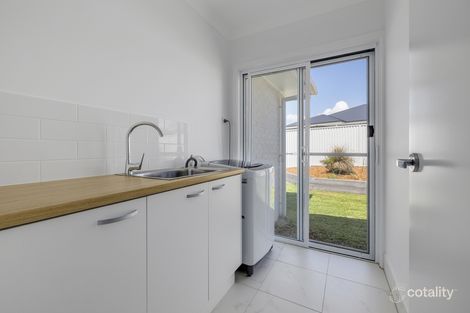 Property photo of 9 Borrowdale Avenue Dunbogan NSW 2443