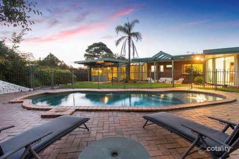 19 Sussex Rd, Frankston South, VIC 3199