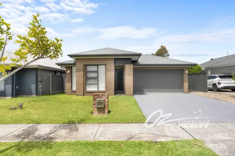 16 Seagrass Ave, Vincentia, NSW 2540
