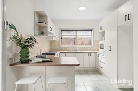 Property photo of 38 Anderson Road Sunbury VIC 3429