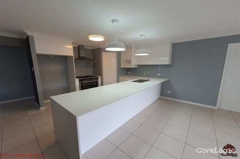 Property photo of 28 Samuel Street Calamvale QLD 4116