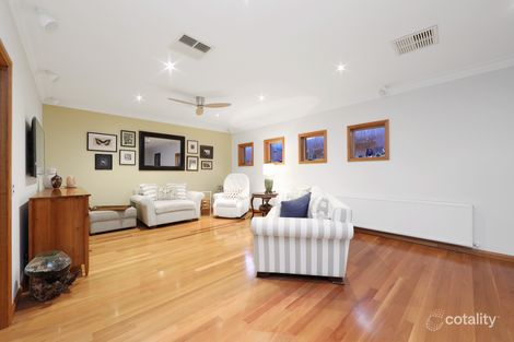 Property photo of 5 Swaran Close Rowville VIC 3178
