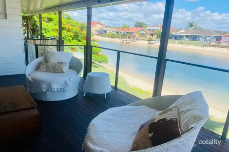 2/49 Nineteenth Ave, Palm Beach, QLD 4221