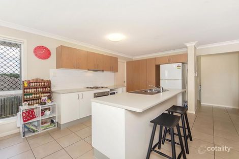 Property photo of 8 Jonathon Court Flinders View QLD 4305