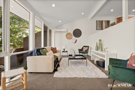 Property photo of 33 Jewell Close Phillip ACT 2606