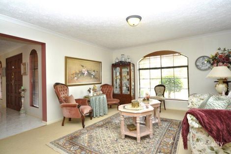 Property photo of 31 Ingles Circuit Arundel QLD 4214
