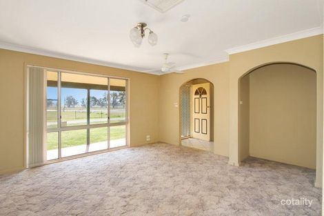 Property photo of 3 Edna Close Kingswood NSW 2340