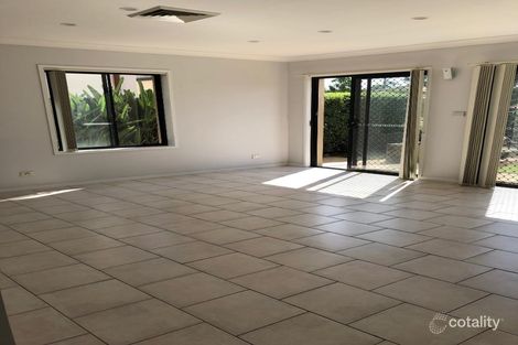 Property photo of 33 Wingate Avenue West Hoxton NSW 2171