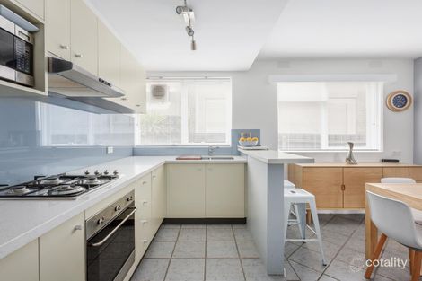2/13 Phillip St, Bentleigh, VIC 3204