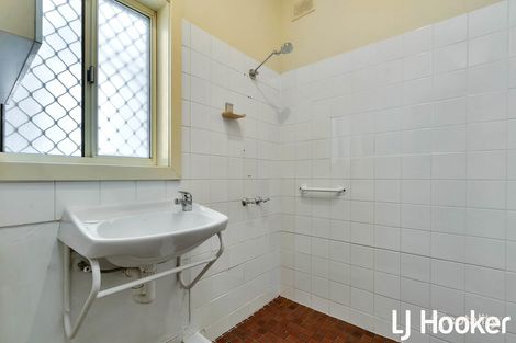 Property photo of 44 Knowles Road Elizabeth Vale SA 5112