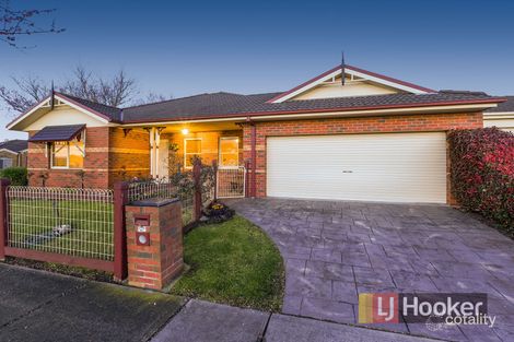 Property photo of 13 Jagger Circuit Cranbourne East VIC 3977