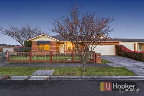 Property photo of 13 Jagger Circuit Cranbourne East VIC 3977