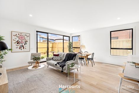 Property photo of 48 Barrhill Boulevard Wollert VIC 3750