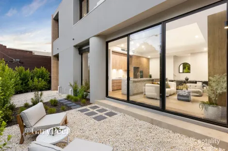 1/136 Darling Rd, Malvern East, VIC 3145