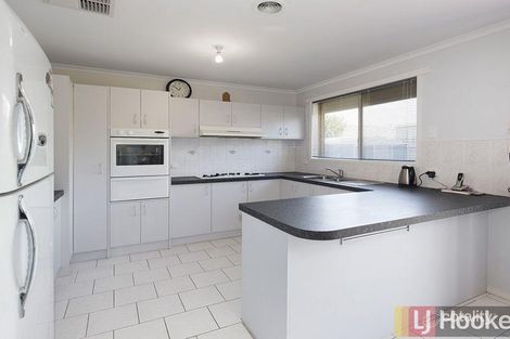Property photo of 4 Strabane Way Hampton Park VIC 3976
