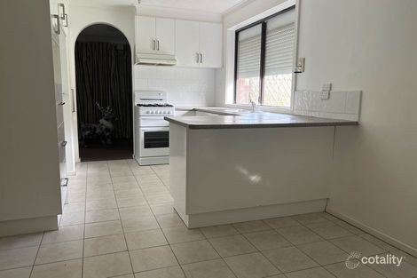 Property photo of 12 Aldergate Crescent Kings Park VIC 3021
