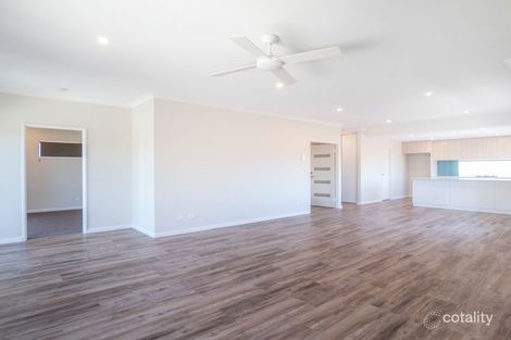 Property photo of 231 Grand Promenade Doubleview WA 6018