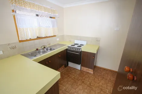 Property photo of 220 Benowa Road Benowa QLD 4217