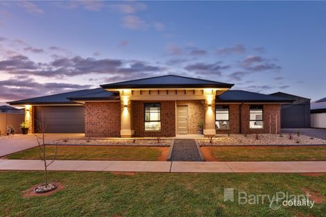 Property photo of 5 Kensington Court Irymple VIC 3498