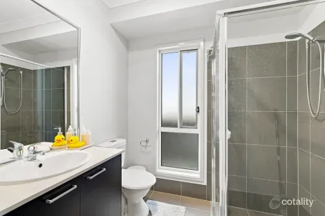 Property photo of 9 Frederick Place Park Ridge QLD 4125