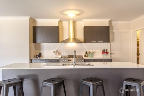 Property photo of 3 Ironhill Close White Hills VIC 3550