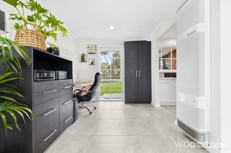 Property photo of 9 Chifley Court Sunbury VIC 3429