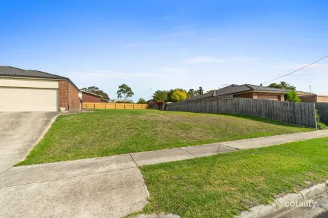 7 Dunbar Gr, Churchill, VIC 3842