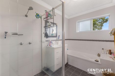 Property photo of 9/4 Oxley Street Golden Beach QLD 4551