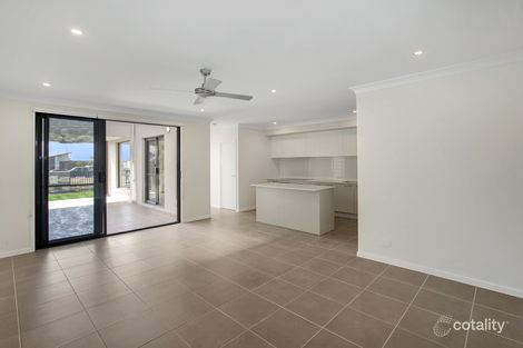 Property photo of 8 Agility Place Birtinya QLD 4575