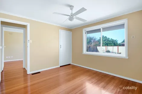 Property photo of 37 Hook Street Altona Meadows VIC 3028