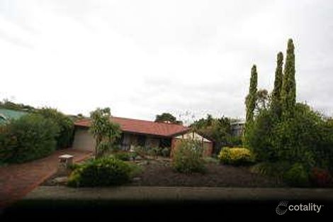 15 Arachne Dr, Hallett Cove, SA 5158