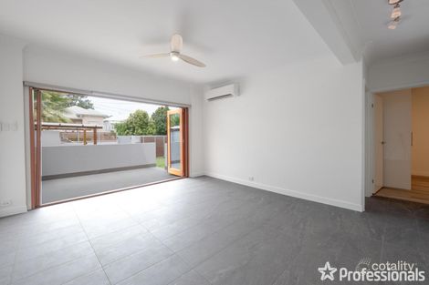 Property photo of 10 Adina Street Norman Park QLD 4170