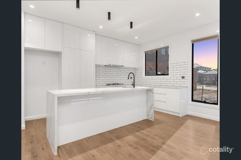 Property photo of 31 Erasmus Avenue Craigieburn VIC 3064