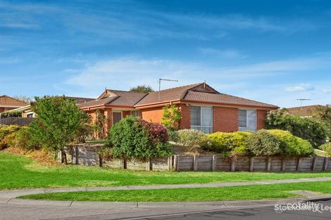 Property photo of 2 Stringybark Place Meadow Heights VIC 3048