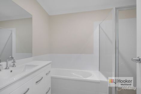 Property photo of 4 Quintero Close Heddon Greta NSW 2321