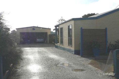 8 Hill St, Sunderland Bay, VIC 3922