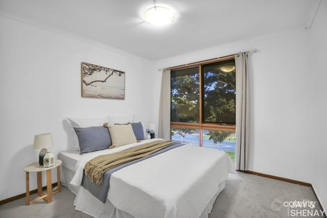 Property photo of 255 James Cook Drive Endeavour Hills VIC 3802