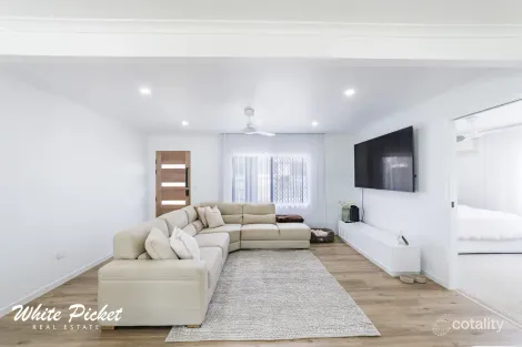 Property photo of 11 Van Eldik Avenue Andergrove QLD 4740