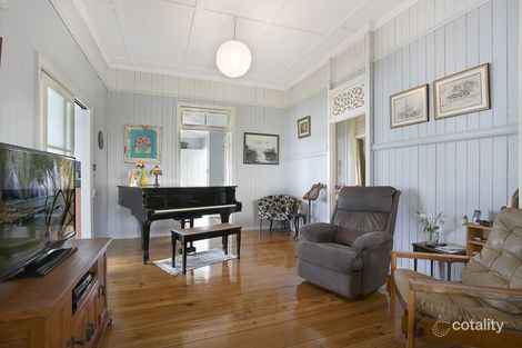 Property photo of 52 Thomas Street Sherwood QLD 4075