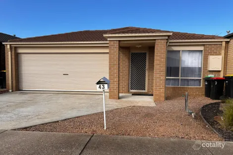 43 Peter Pan Cres, Kurunjang, VIC 3337