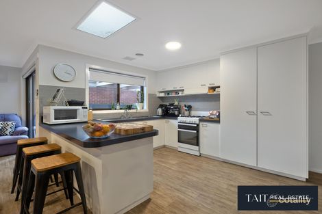 Property photo of 50 Hulme Drive Wangaratta VIC 3677