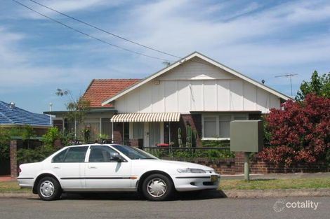 28 Prince Edward Ave, Earlwood, NSW 2206