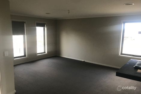 Property photo of 8 Imperial Way Canadian VIC 3350