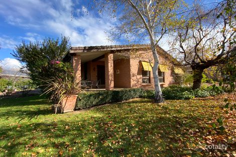 Property photo of 11 Hemet Crescent Cootamundra NSW 2590