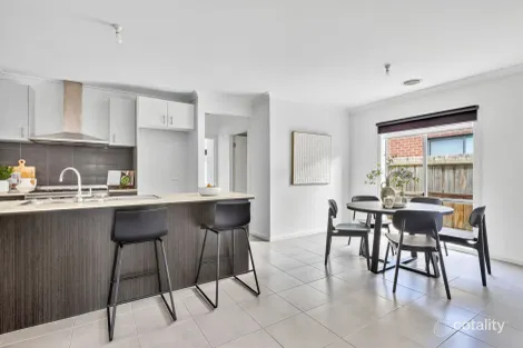 Property photo of 19 Barleycorn Bend Armstrong Creek VIC 3217