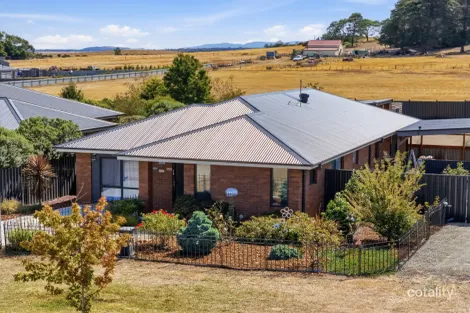 9 Bond St, Campbell Town, TAS 7210