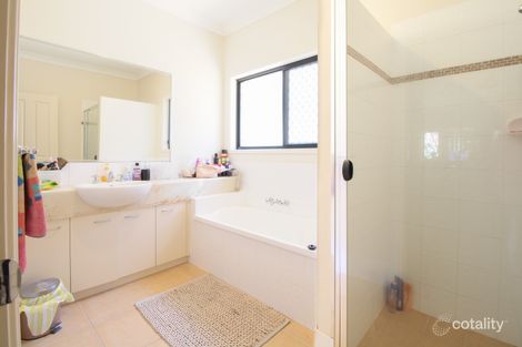 Property photo of 38 Holliday Drive Edens Landing QLD 4207