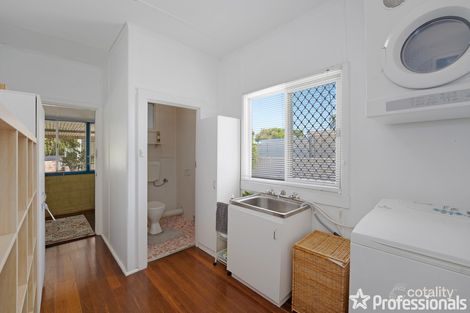 32 Fawdon St, Safety Bay, WA 6169